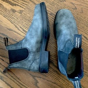 Black Chisel Toe Blundstone size 8.5 mens/10.5 womens